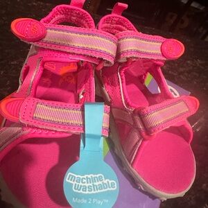 New Girls Pink Stride Rite Sandals size 11